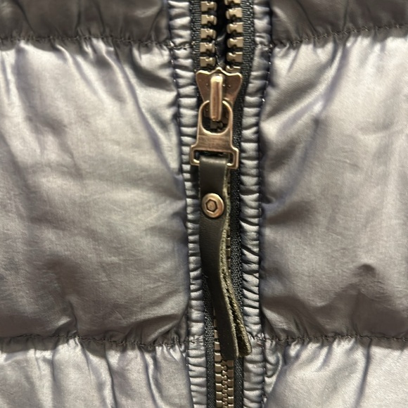 North Face Puffer in steel blue metallic color - Picture 6 of 8